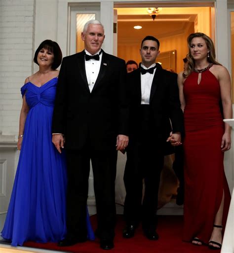 Mike Pence Family - Mike Pence family daughter son - Mike pence was ...