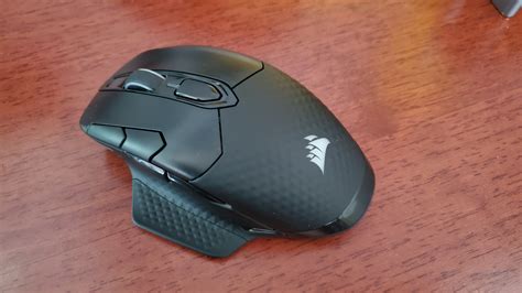 Corsair Dark Core RGB Pro SE Wireless Gaming Mouse Review - Page 2 of 4 ...