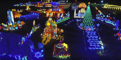 Holiday Lights in Houston | Best Christmas Displays & Events