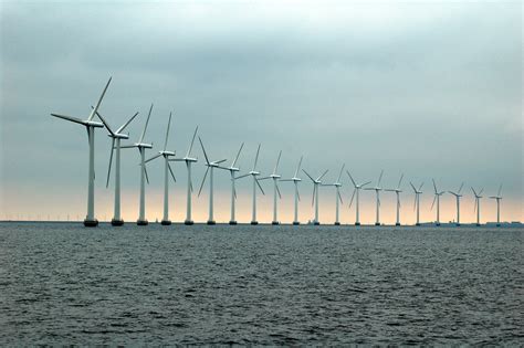 Wind Turbines At Sea - Clean Energy Ideas