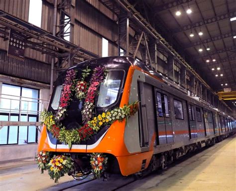 The first Movia trainset for Kanpur Metro handed over