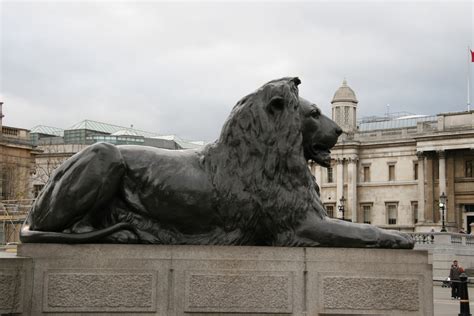 Lion Statue Free Stock Photo - Public Domain Pictures