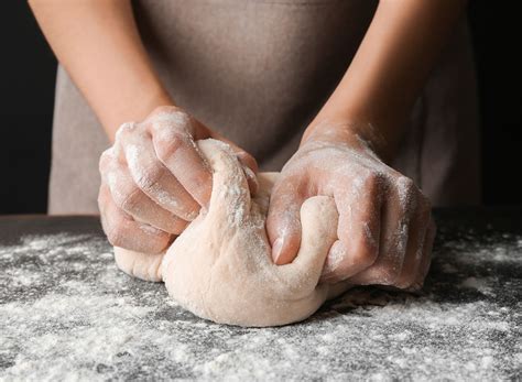 7 Mistakes Every Beginner Makes When Baking Bread - Eat This Not That