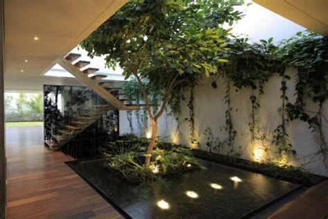 19 Vibrant Small Indoor Gardens You Can Get Inspired From - Handy DIY