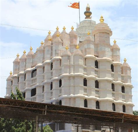 5 Famous Temples in Maharashtra - Pujasthan