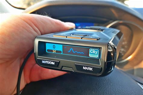 Uniden R3 Review: This Great Radar Detector Still Delivers The Goods