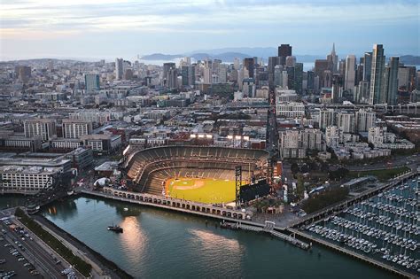 Oracle Park in San Francisco - Catch a Baseball at a Giants Game in ...