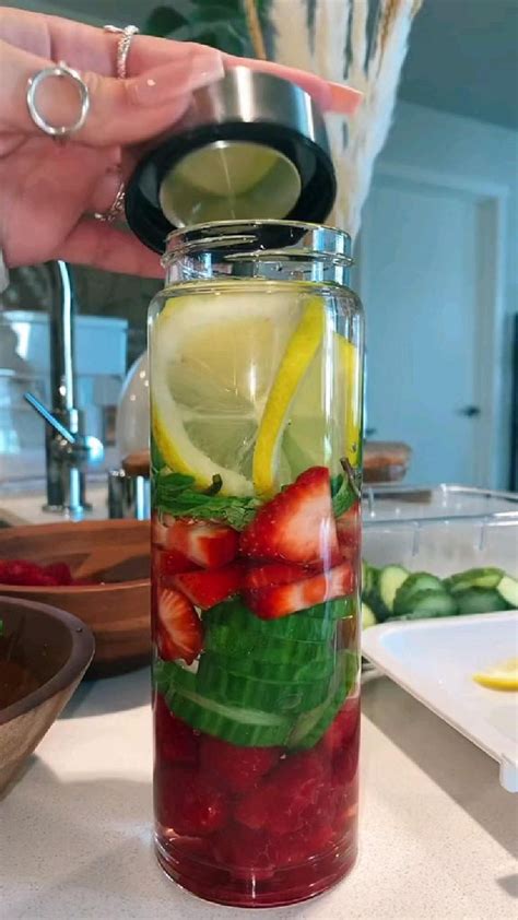 making fruit infused water😍 | Healthy drinks smoothies, Refreshing ...