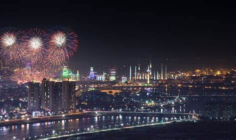 Pohang during the International Fireworks Festival, North Gyeongsang ...