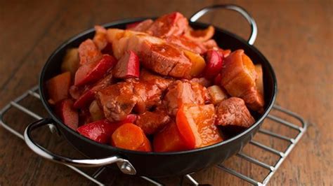 Pork Afritada | Pork afritada recipe, Pork recipes, Pork dishes