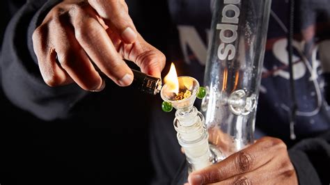 What Is The Difference Between THCA & THC?