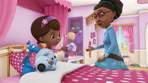 Oh, Grandma! 'Doc McStuffins' Kicks Off Season 4 With a Family Secret ...