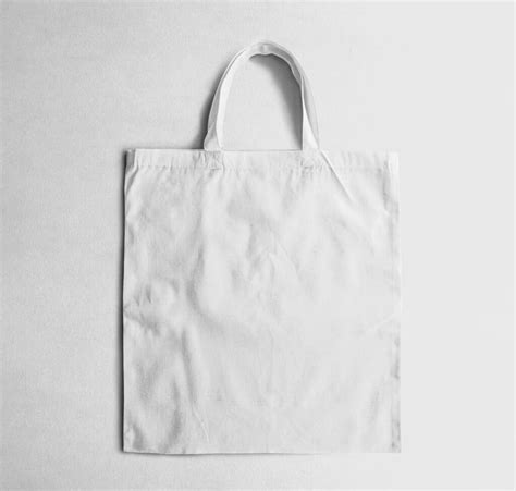 50+ Best Free and Premium Tote Bag Mockup PSD Templates 2020