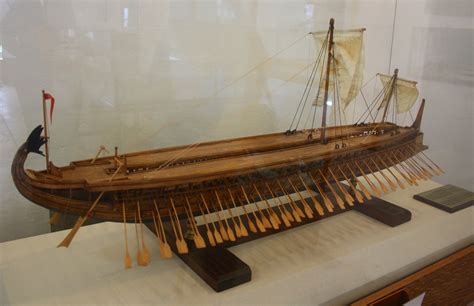 Greek Trireme Model (Illustration) - World History Encyclopedia