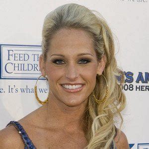 Michelle McCool - Age, Family, Bio | Famous Birthdays