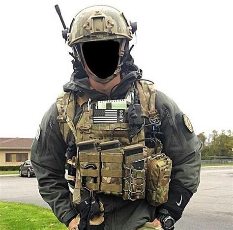 Pin by Ez Huang on Kit setup | Special forces gear, Military gear ...