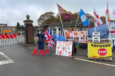 RAF Scampton: Crunch High Court hearing on placing migrants in historic Dambusters' home begins