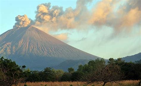 Hike Up Nicaragua's Tallest Volcano Tops Lonely Planet's Hottest Travel ...