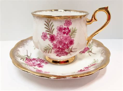 Royal Albert Teacup Vintage Teacups Antique Floral Royal - Etsy | Tea cups vintage, Pretty tea ...
