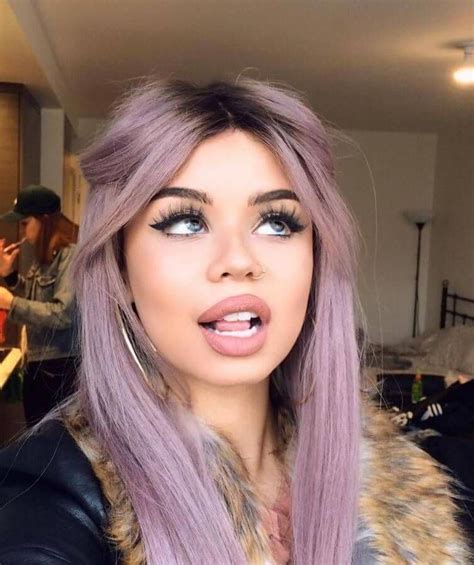 Cool 40 Best Funky Colored Hair That Look So Carefree #haircolorbalayage | Edgy hair, Hair color ...