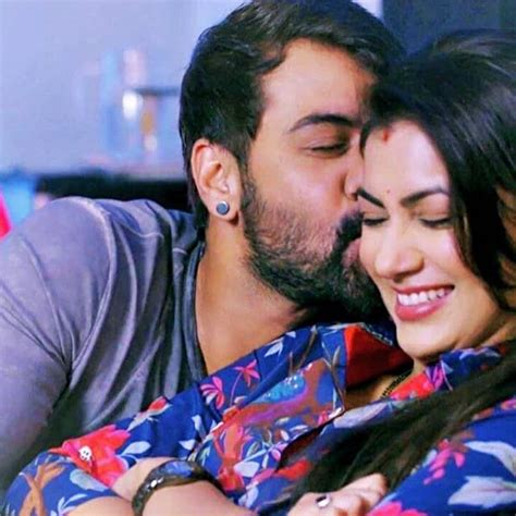 Kumkum Bhagya’s Abhi amd Pragya were the definition of romance | IWMBuzz