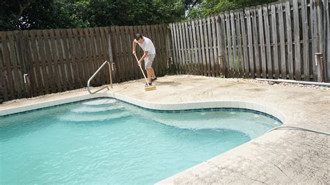 22 Gorgeous Concrete Pool Deck Paint - Home, Family, Style and Art Ideas