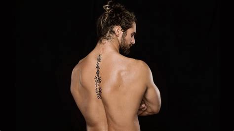 What does the tattoo on Seth Rollins' back mean?