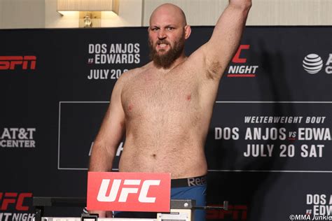 ben-rothwell-ufc-on-espn-4-official-weigh-ins | MMA Junkie