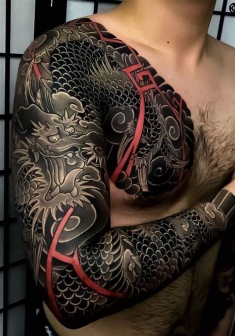 35 Awesome Traditional Japanese Sleeve Tattoos - Tattoo Me Now | Sleeve tattoos, Dragon sleeve ...