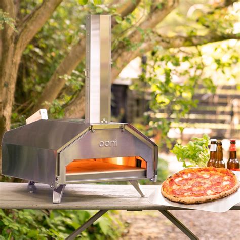 Ooni Pro Portable Outdoor Wood-Fired Pizza Oven Bundle W/ Gas Burner ...