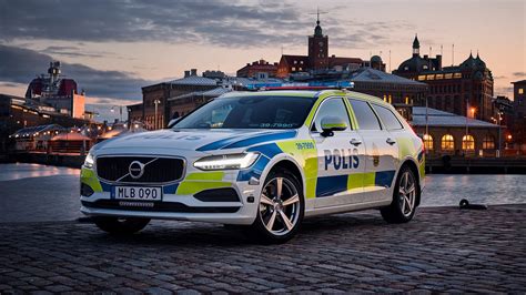 Most Exciting Police Cars in the World - Imagup