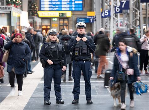 Bundespolizei | Politik für Kinder, einfach erklärt - HanisauLand.de