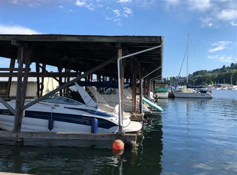 Moorage on Lake Union, Seattle — Tillicum Marina