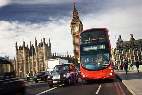 Hybrid Double Decker Volvo Buses Hit London Streets