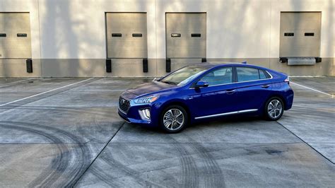 Review update: 2021 Hyundai Ioniq Plug-In Hybrid wants to be in charge