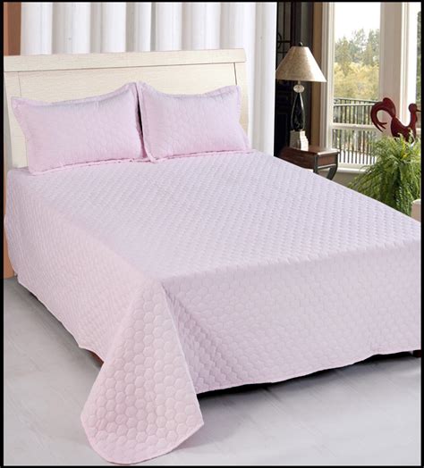 Bed Cover with 2 Pillow Covers – Casa Muebles