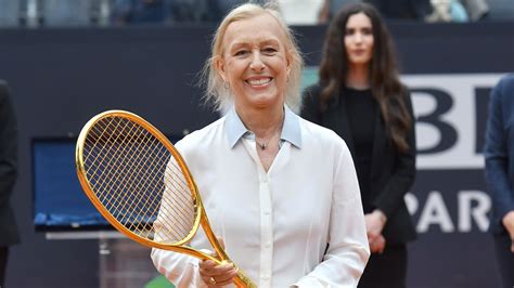 Martina Navratilova: Tennis great tweets that she is ‘all clear’ after ...