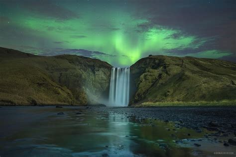 Incredible KP5 aurora borealis over Skogafoss Iceland [OC][2048X1367] # ...