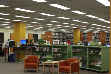 Audio: DMACC Library Walk Through – The Campus Chronicle