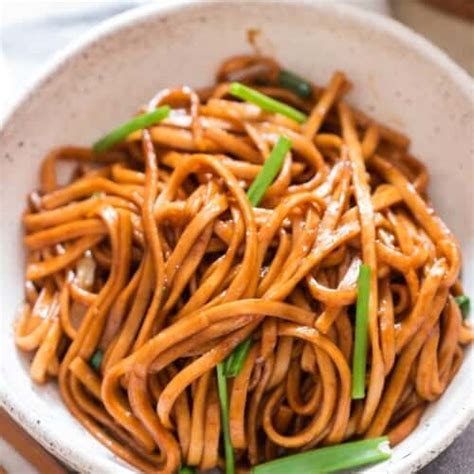 Easy Chinese Pan-Fried Soy Sauce Noodles - Curry Trail