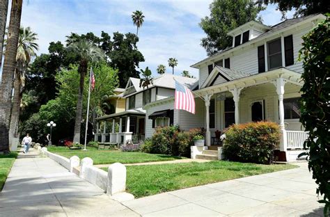 300 pages of guidelines in the works for Redlands’ historic buildings – Redlands Daily Facts