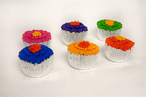 6 Daisy Cupcakes W/ Assorted Colored Frosting - Just Dough It!