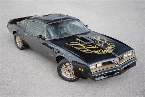 1977 PONTIAC FIREBIRD TRANS AM 'SMOKEY AND THE BANDIT' PROMO