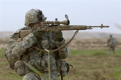 M-14 Rifle Photos of the Modern Day U.S. Military - Page 6 - M14 Forum ...