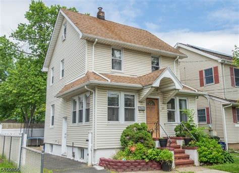 Rutherford, NJ Real Estate - Rutherford Homes for Sale | realtor.com®