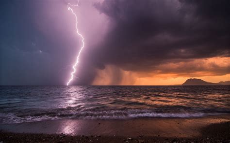 Pictures Of Lightning, Storm Wallpaper, Juno Beach, Image Beautiful, Beautiful Scenery ...