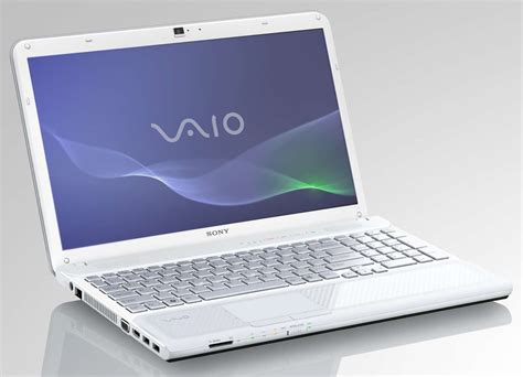 Sony VAIO VPCCB25FX/W 15.5-Inch Laptop (White) | Top Amazon Products