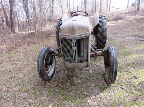 Lot 52P – Ford N SERIES Tractor for Restore | VanderBrink Auctions