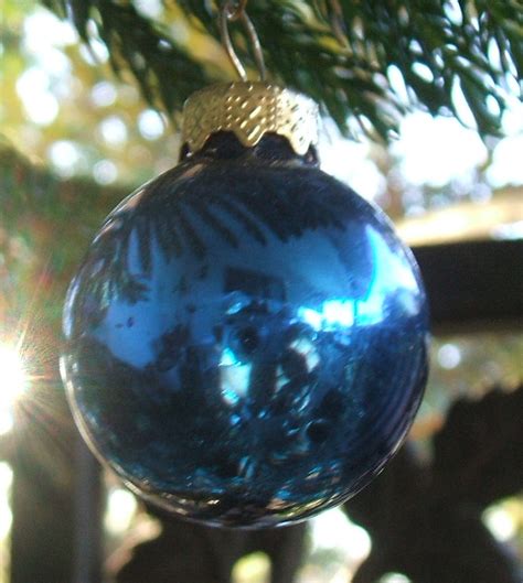 Blue Christmas | it still doesn't feel like Christmas to me … | Flickr
