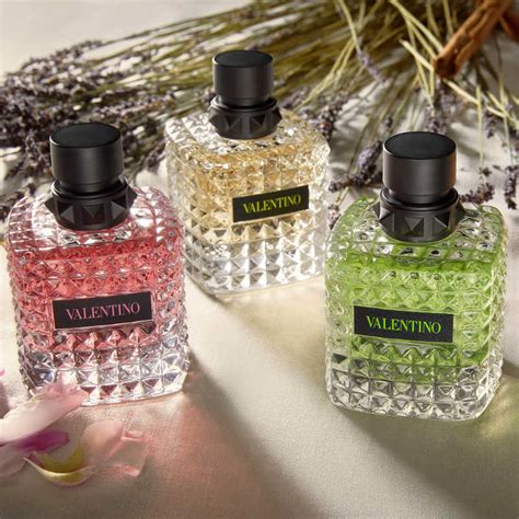 New Valentino Born in Roma Green Stravaganza | SCENTSTORE